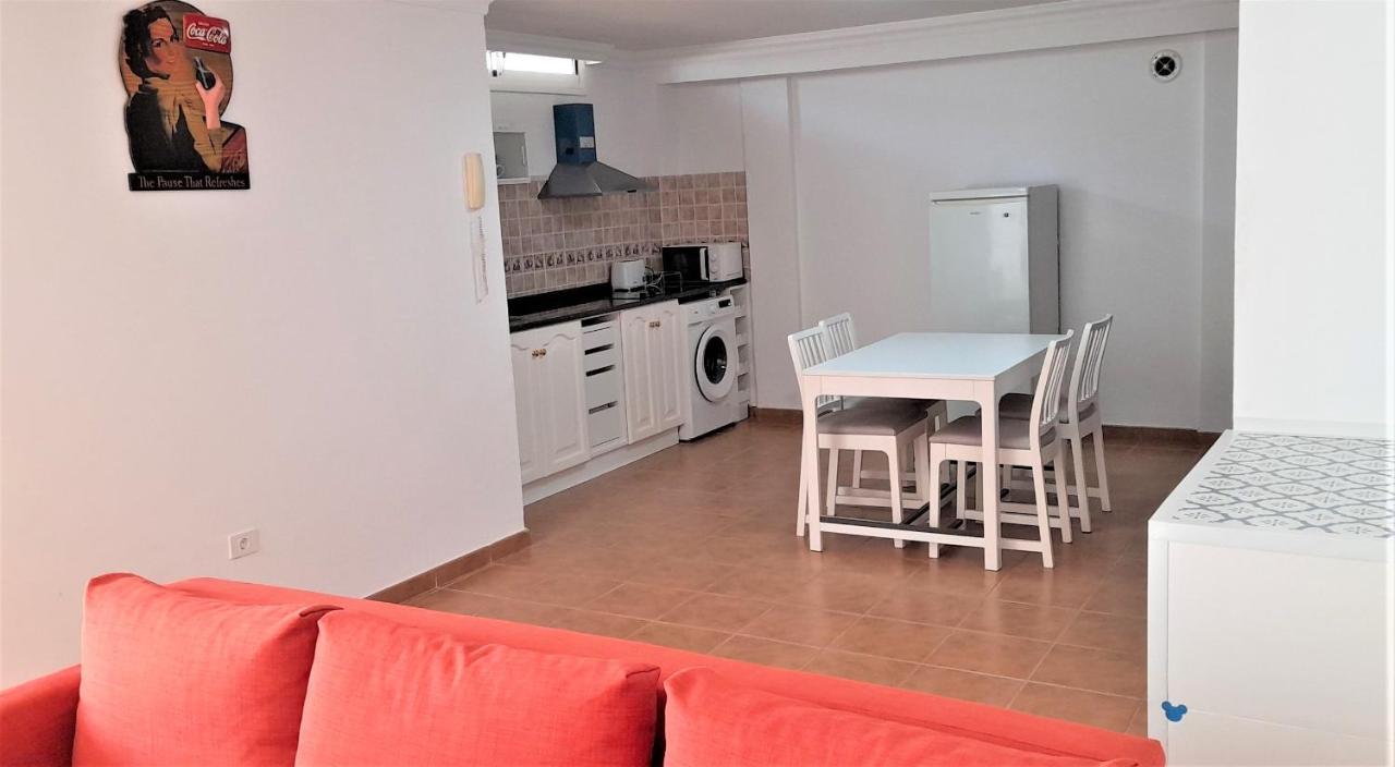 Comfy 2 Bedroom Apartment In Arguineguin With Wifi And Free Parking المظهر الخارجي الصورة